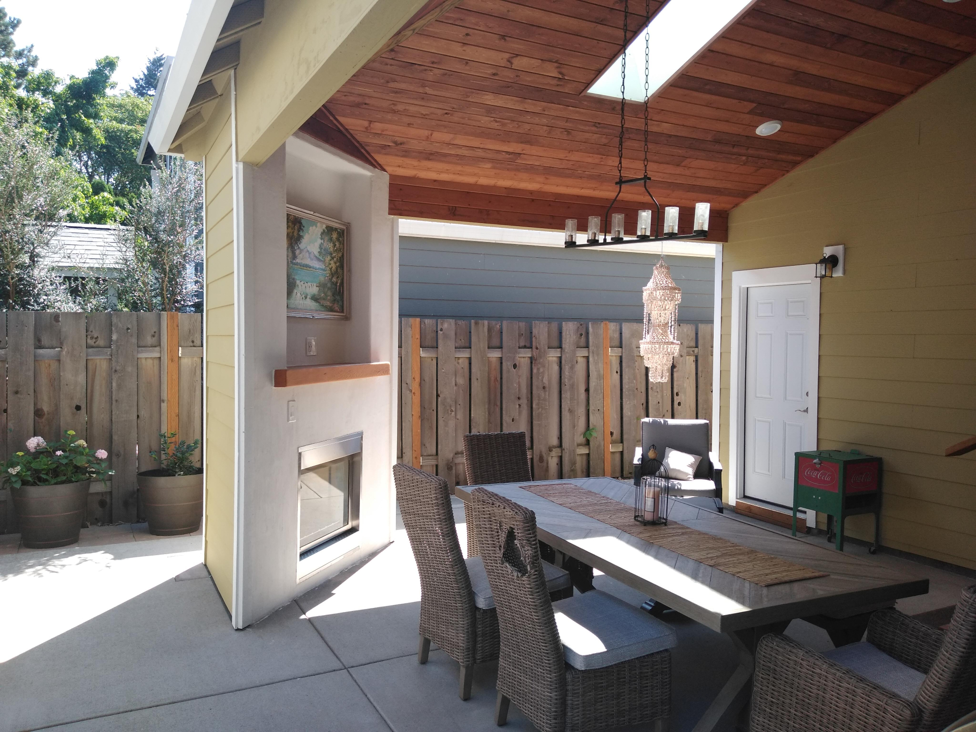 Fireplace Patio & Dining